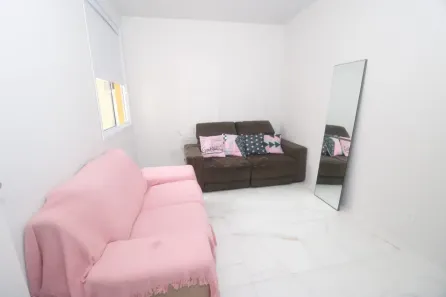 Apartamento com 2 Quartos para alugar, 45m² no Centro, Pelotas