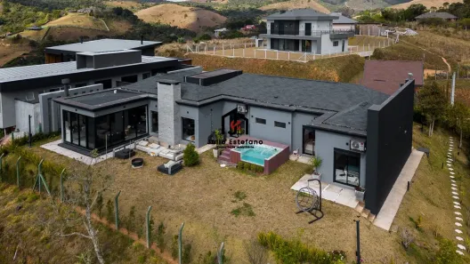 Casa de Condomínio com 3 Quartos à venda, 201m² no Gleba Vila Izabel, Campos do Jordão