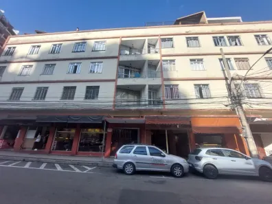 Apartamento com 3 Quartos para alugar, 75m² no São Mateus, Juiz de Fora