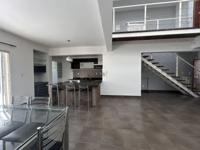 Sobrado com 2 Quartos à venda, 155m² no São José, Canoas
