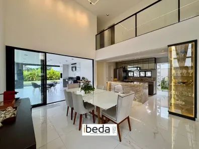 Casa de Condomínio com 3 Quartos à venda, 240m² no Cajupiranga, Parnamirim