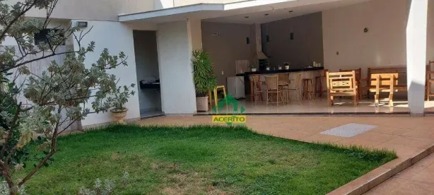 Casa com 3 Quartos à venda, 277m² no Bairro das Bandeiras, Araçatuba