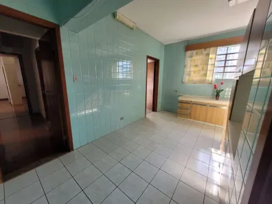 Apartamento com 3 Quartos à venda, 142m² no Centro, Londrina