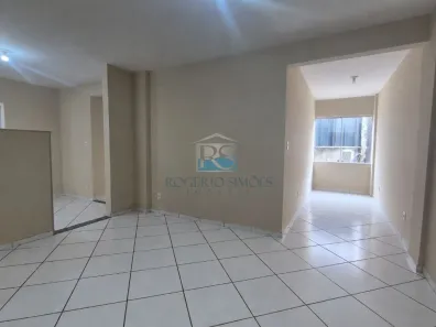 Apartamento com 2 Quartos para alugar, 60m² no Parque Aeroporto, Macaé