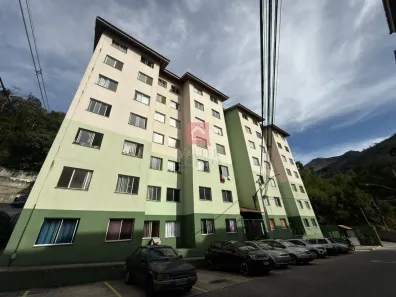 Apartamento com 2 Quartos para alugar, 53m² no Carangola, Petrópolis
