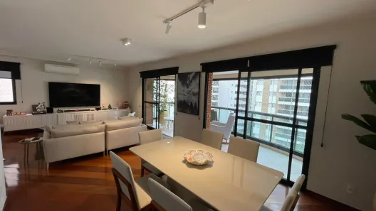 Apartamento com 4 Quartos à venda, 161m² no Vila Uberabinha, São Paulo