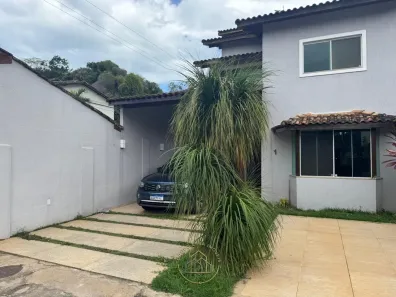 Casa de Condomínio com 3 Quartos à venda, 140m² no Granja dos Cavaleiros, Macaé