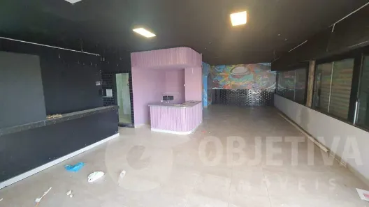 Ponto Comercial para alugar, 140m² no Nossa Senhora Aparecida, Uberlândia
