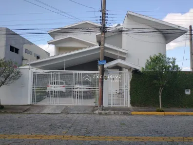 Casa com 3 Quartos à venda, 420m² no Jardim Santa Maria, Jacareí