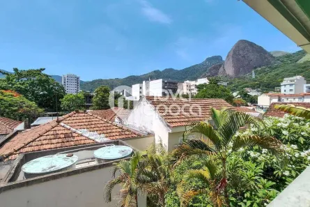 Casa com 4 Quartos à venda, 210m² no Grajaú, Rio de Janeiro
