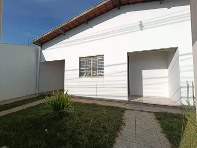 Casa com 3 Quartos para alugar, 162m² no Conjunto Guanabara, Uberaba
