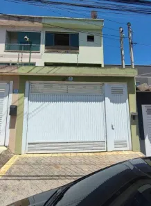 Sobrado com 3 Quartos à venda, 250m² no Jardim Las Vegas, Santo André