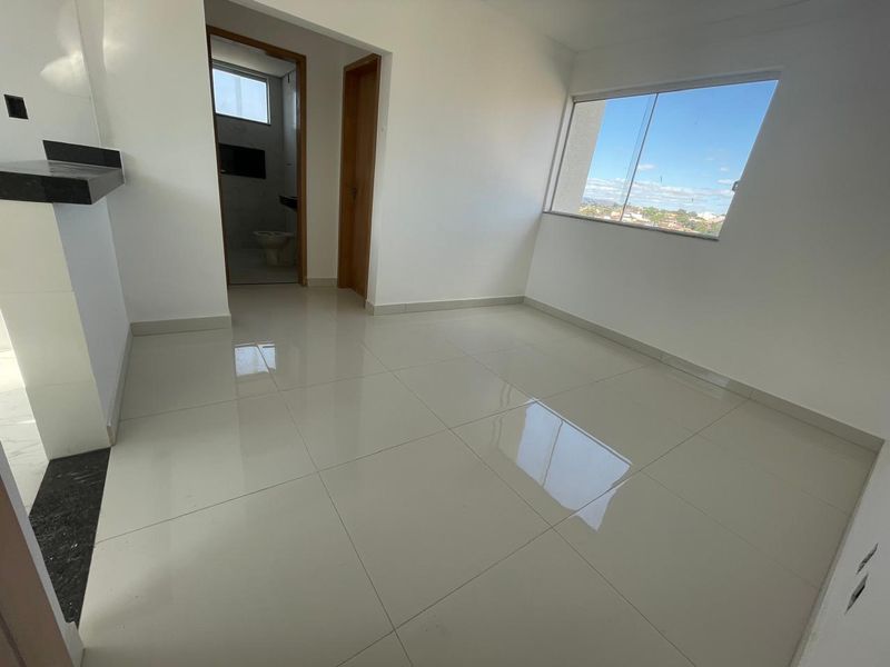 Apartamento com 2 quartos — Santa Mônica, Belo Horizonte