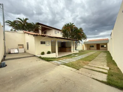 Apartamento com 3 Quartos para alugar, 250m² no Setor Habitacional Vicente Pires - Trecho 3, Brasília