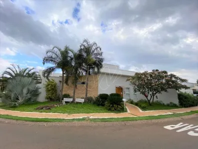 Casa de Condomínio com 4 Quartos à venda, 300m² no Parque Residencial Damha, Araraquara