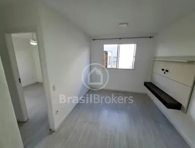 Apartamento com 2 Quartos à venda, 40m² no Cascadura, Rio de Janeiro