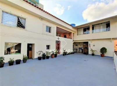 Sobrado com 4 Quartos à venda, 270m² no Santa Mônica, Belo Horizonte