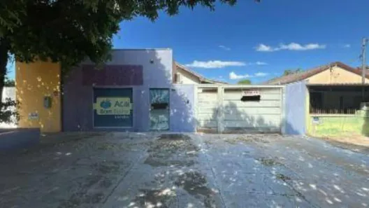Casa com 3 Quartos à venda, 299m² no Guanandy, Aquidauana