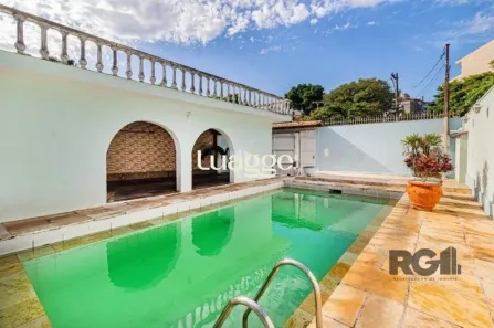 Casa com 4 Quartos à venda, 332m² no Chácara das Pedras, Porto Alegre