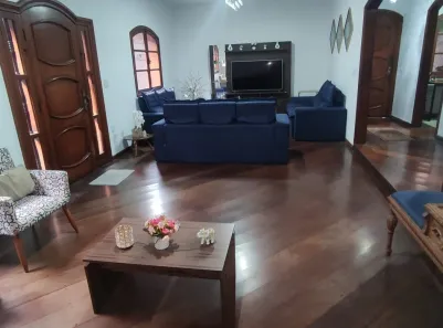 Sobrado com 5 Quartos à venda, 700m² no Gopoúva, Guarulhos