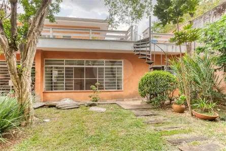 Casa com 3 Quartos à venda, 380m² no Campo Belo, São Paulo