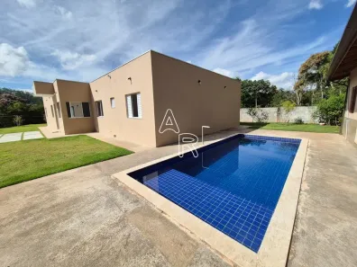 Casa de Condomínio com 5 Quartos para venda ou aluguel, 387m² no Jardim Itatiaia, Embu das Artes