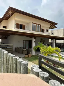 Casa com 3 Quartos à venda, 450m² no Olivença, Ilhéus