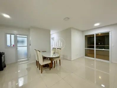 Apartamento com 2 Quartos à venda, 75m² no Barreiros, São José