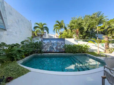 Casa com 5 Quartos à venda, 400m² no Mata da Praia, Vitória