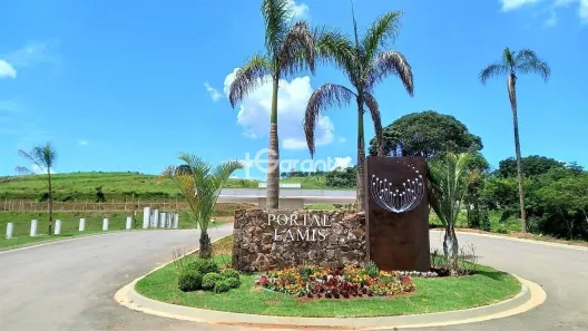 Lote/Terreno à venda, 333m² no Laranja Azeda, Atibaia