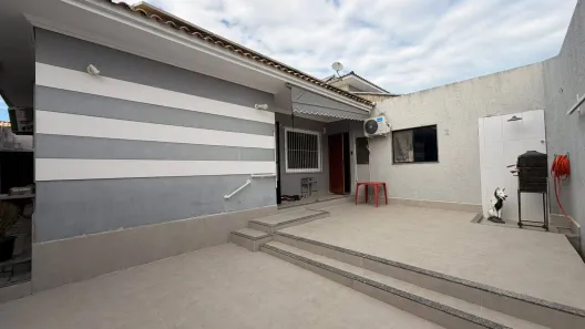 Casa com 3 Quartos à venda, 90m² no Vila Capri, Araruama