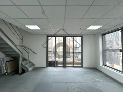 Prédio Comercial para alugar, 60m² no Vila Cordeiro, São Paulo