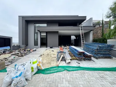 Casa de Condomínio com 3 Quartos à venda, 170m² no Cézar de Souza, Mogi das Cruzes