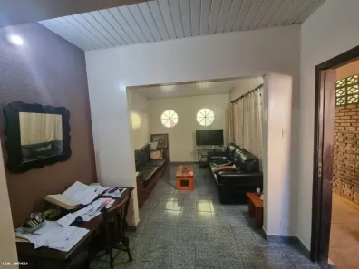 Casa com 3 Quartos à venda, 154m² no Centro, Presidente Prudente
