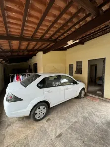 Casa com 3 Quartos à venda, 300m² no Santa Terezinha, Araguari