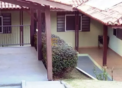 Casa com 2 Quartos à venda, 157m² no Vila São Cristóvão, Valinhos