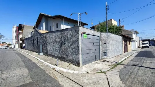 Casa com 5 Quartos à venda, 260m² no Vila Carrão, São Paulo