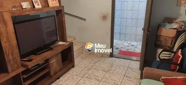 Sobrado com 3 Quartos à venda, 140m² no Parque Maria Domitila, São Paulo