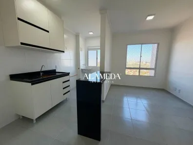 Apartamento com 2 Quartos para alugar, 49m² no Califórnia, Londrina