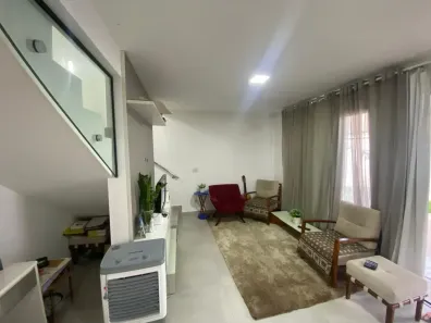 Sobrado com 4 Quartos para alugar, 181m² no Jardins Marselha, Aparecida de Goiânia