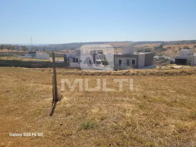 Lote/Terreno com 1 Quarto à venda, 313m² no Granja Marileusa, Uberlândia