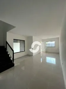 Casa de Condomínio com 3 Quartos à venda, 150m² no Itaipu, Niterói