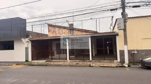 Casa com 3 Quartos para alugar, 246m² no Vila Canevari, Cruzeiro