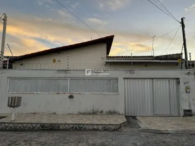Casa com 4 Quartos à venda, 180m² no Vida Nova, Parnamirim