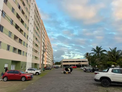 Apartamento com 2 Quartos para alugar, 65m² no Centro, Lauro de Freitas