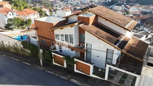 Casa com 4 Quartos à venda, 980m² no Parque Vivaldi Leite Ribeiro, Poços de Caldas