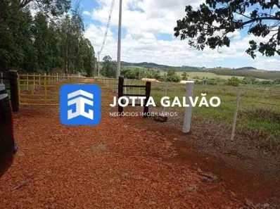 Fazenda/Sítio com 4 Quartos à venda, 600m² no Campos de Holambra, Paranapanema