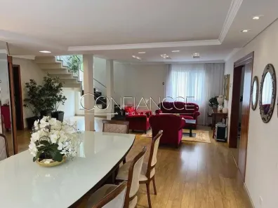 Casa com 4 Quartos à venda, 297m² no São Braz, Curitiba