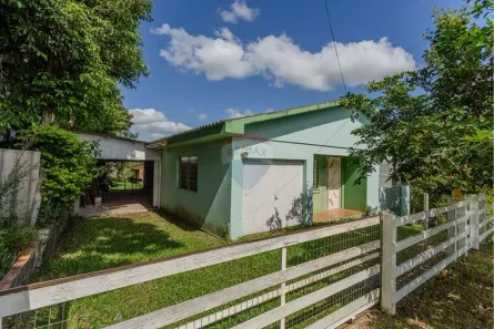 Casa com 3 Quartos à venda, 943m² no Tomazetti, Santa Maria