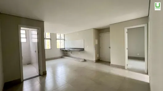 Apartamento com 2 Quartos à venda, 64m² no Centro, Belo Horizonte